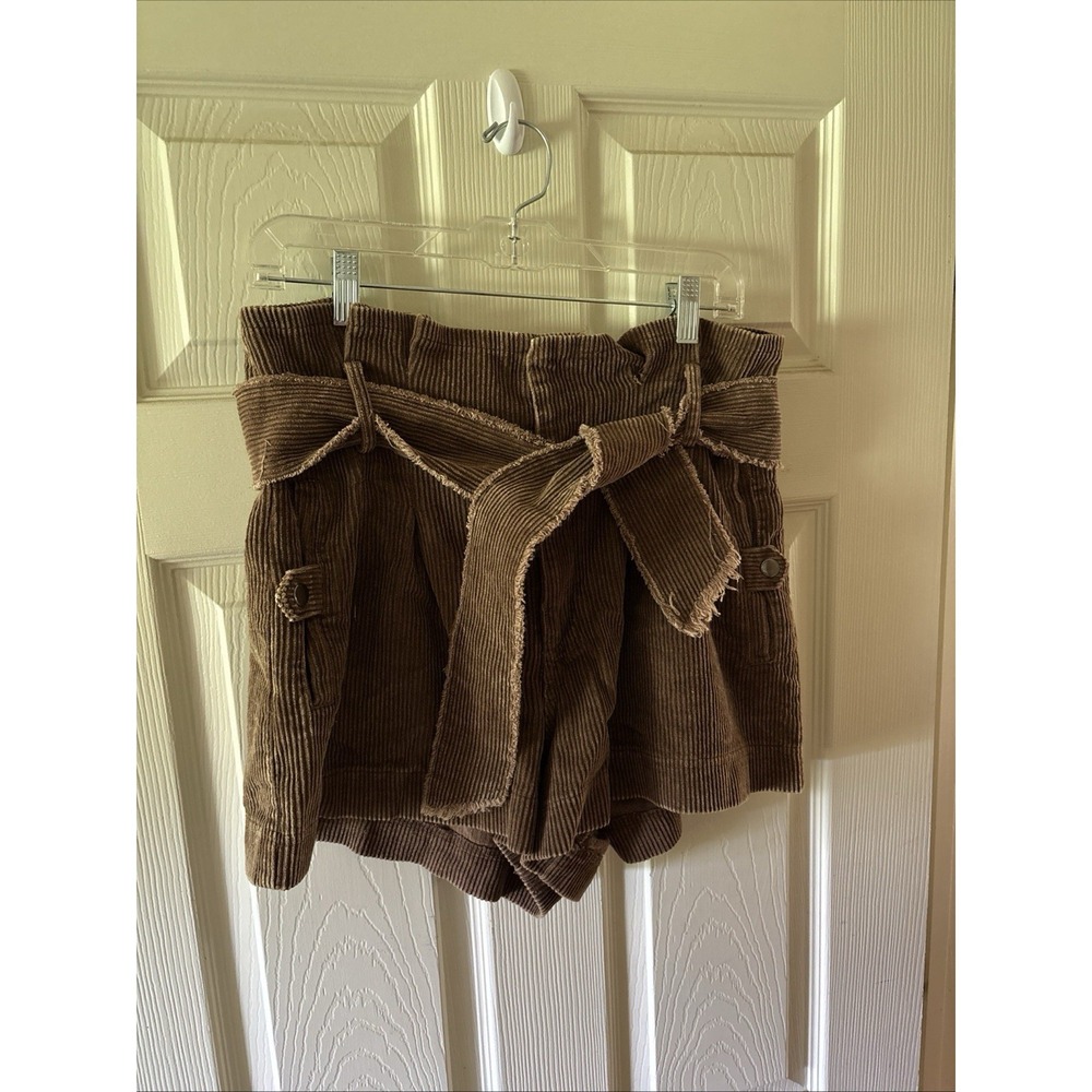 SHE + SKY Brown CORDUROY High-Waisted PLEATED Snap Pockets TIE BELT Shorts Sz M